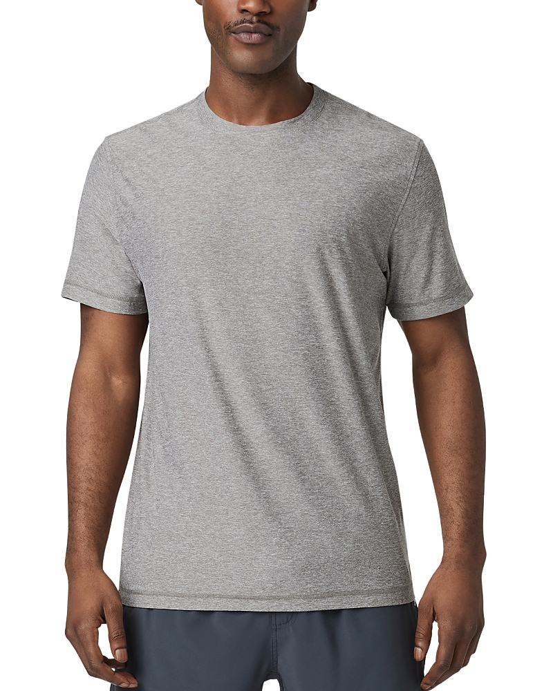 Vuori Strato Short Sleeve Tech Tee in Grey