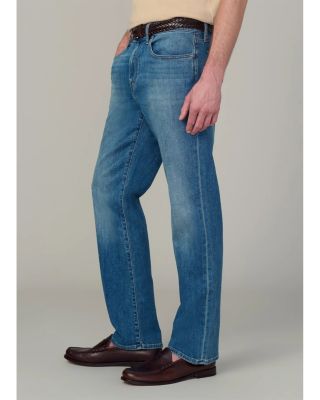 Straight Leg Jeans in Beachwood