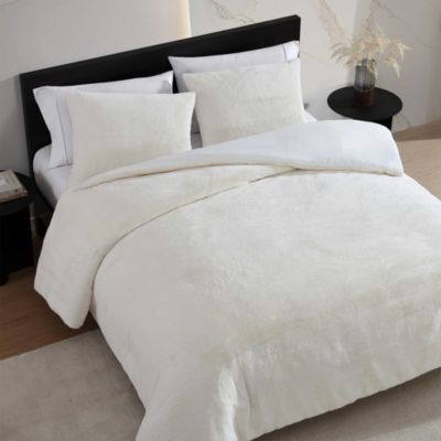 Signature Solid Faux Fur 3 Piece Comforter Set
