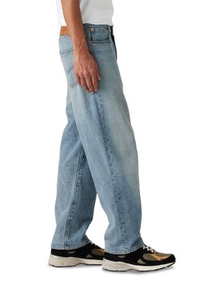 568 Loose Straight Jeans in At The Laundromat