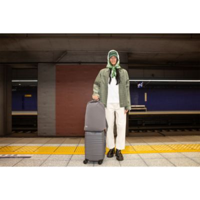 Air Collection The Carry On Roller - Exclusive