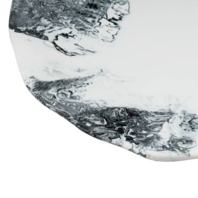 Mera Resin Petal Tray