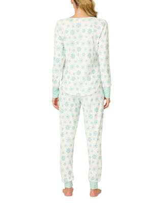 Snowflake Wishes Pajama Set
