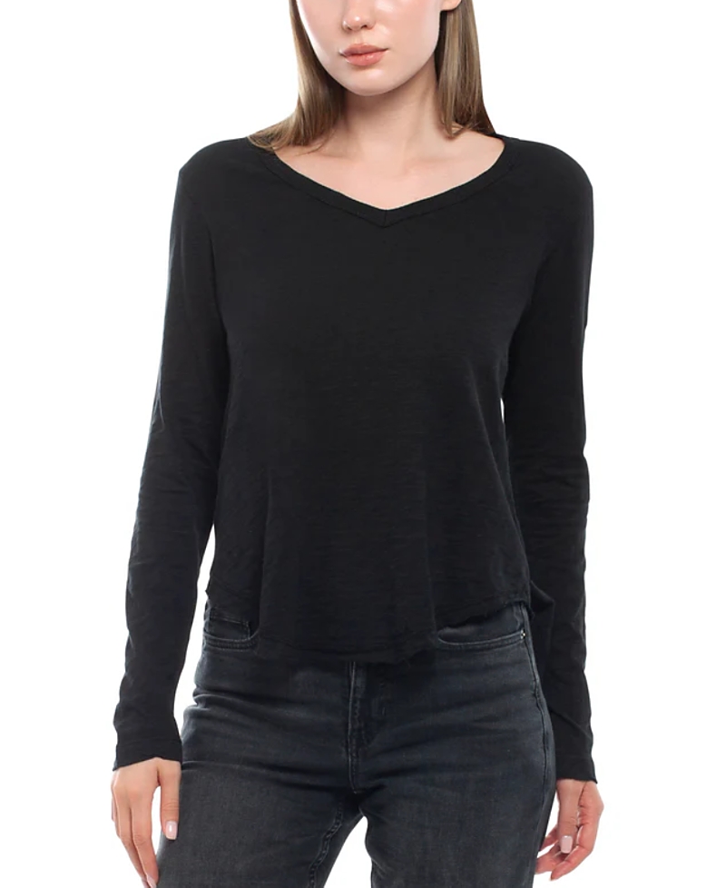 Wilt Clothing Long Sleeve Raw Hem Shirttail Tee In Black