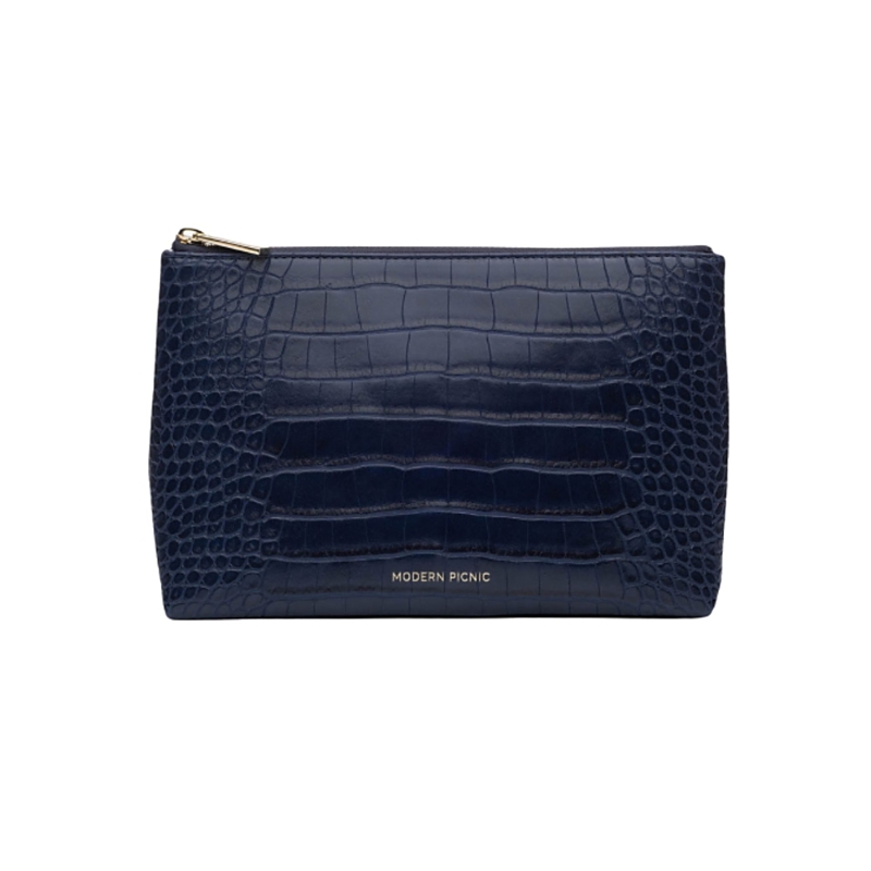 Modern Picnic The Snacker Pouch In Blue