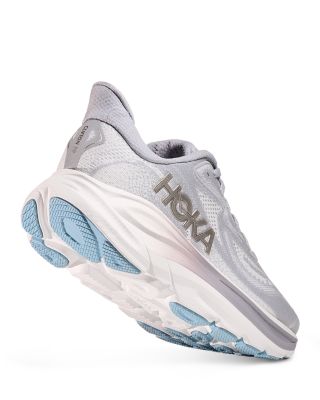 Women&#39;s Clifton 10 Sneakers in Ash Grey