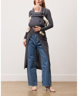  Limitless Baby Carrier