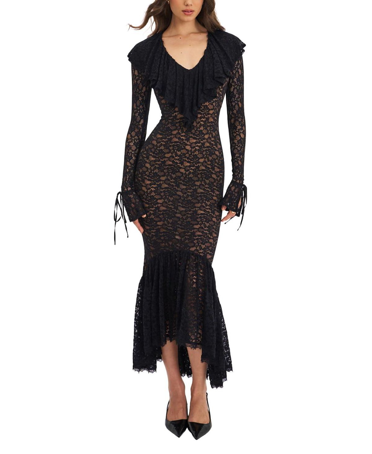 Miss Circle Parisa Lace Ruffled Mermaid Maxi Dress