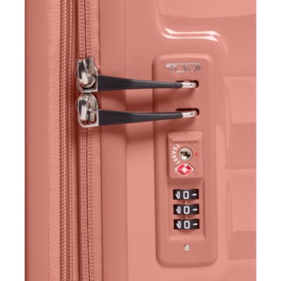 19 Degree Extended Trip Expandable 4-Wheel Packing Case