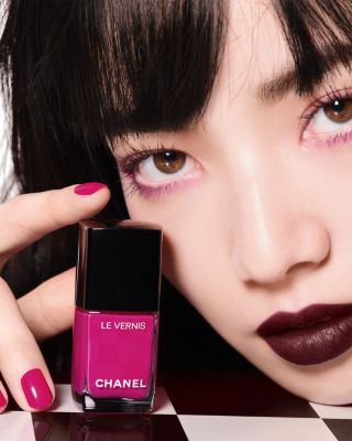 LE VERNIS Nail Colour