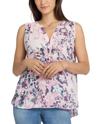 Sleeveless Pleat Back Blouse