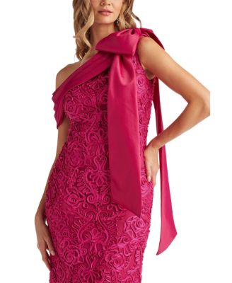  Lorne Embroidered Bow-Shoulder Gown