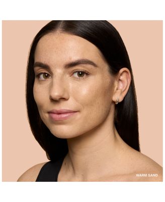 Weightless Skin Oil Controlling Foundation SPF 15 with Hyaluronic Acid