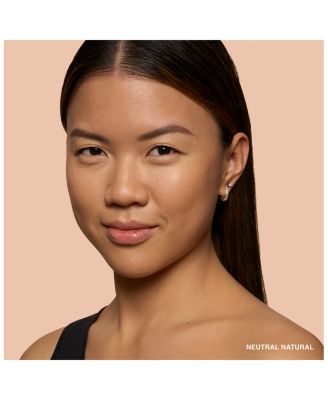 Weightless Skin Oil Controlling Foundation SPF 15 with Hyaluronic Acid