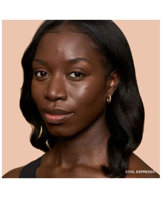 Weightless Skin Oil Controlling Foundation SPF 15 with Hyaluronic Acid