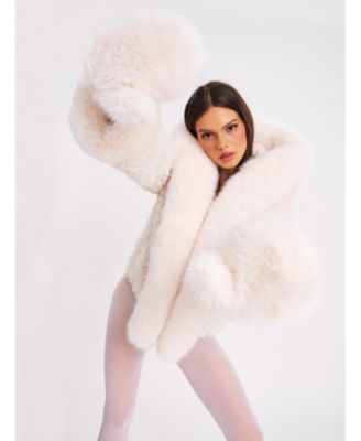  Katia White Faux Fur Mittens