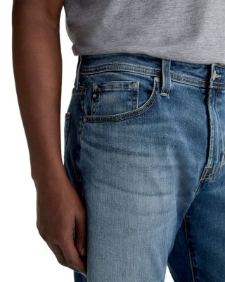 Prot&eacute;g&eacute; Classic Straight Fit Jeans in Plateau