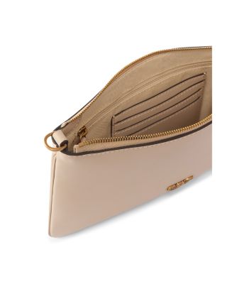 Flat Classic Clutch