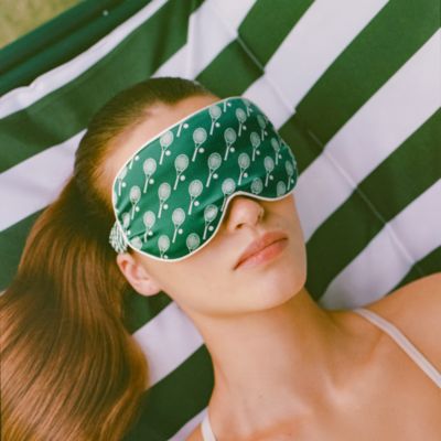 Lovely Lashes Contour Sleep Mask