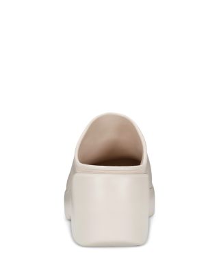 Women's Hwanika Clogs