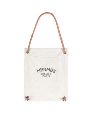 Maline Grooming Bag Fabric Handbag