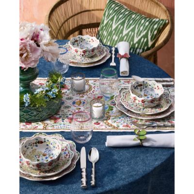 Sofia 16 Piece Dinnerware Set, Service for 4