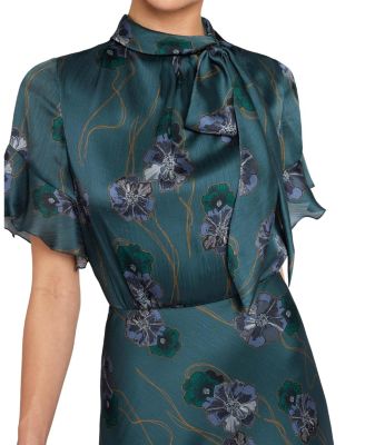  Sabrina Short Sleeve Tie Neck Midi Dress