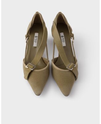  Women's Canvas Pumps
