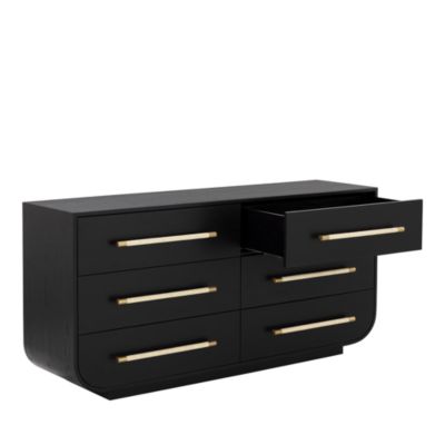 Tarrant Dresser