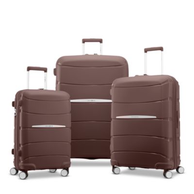 Outline Pro Medium Spinner Suitcase