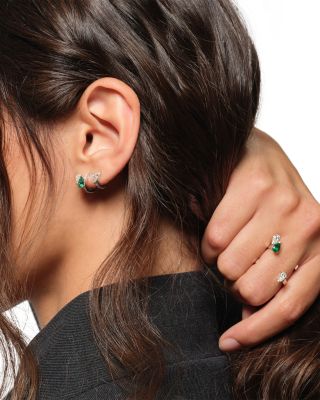 18K White Gold Serti sur Vide Emerald & Diamond Pear Left Earring