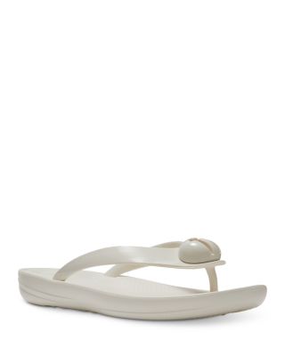 FitFlop Women's iQushion Glossy Button Sandals
