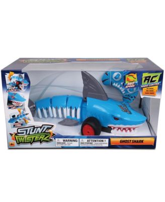 Stunt Twisterz Ghost Shark Remote Control Trick Vehicle, Ages 6+