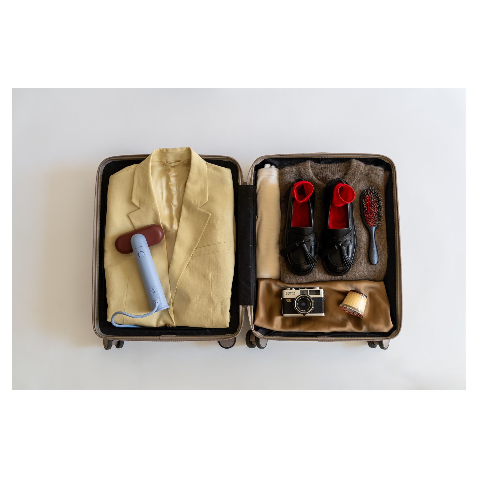 Cirrus Lite Travel Steamer, Sky & — Image 7