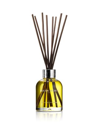 Re-charge Black Pepper Aroma Reeds Diffuser 5 oz.