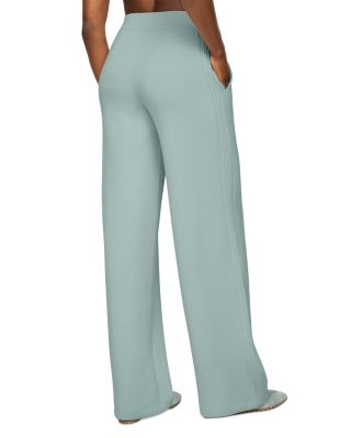 AirEssentials&reg; Pintuck Wide Leg Pants - thumbnail 3