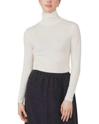Stretch Knit Turtleneck 