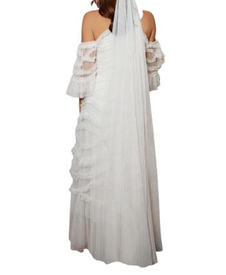 Kisses Long Veil