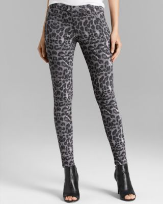 HUE - Original Denim Leopard Leggings