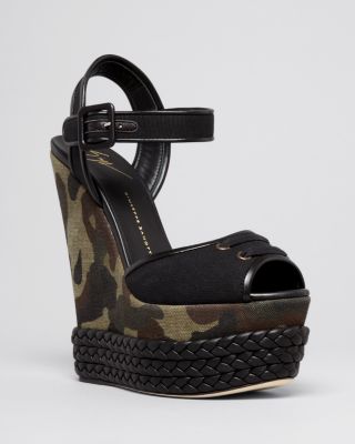 giuseppe zanotti platform wedges