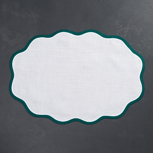 Matouk Scalloped Placemat, Set Of 4 In Emerald