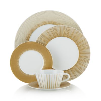 Sol Dinnerware Collection