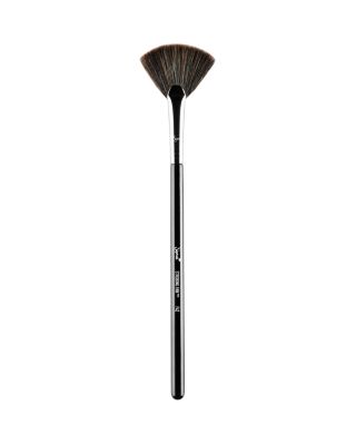 Sigma Beauty F42 Strobing Fan Brush – Fächerpinsel Für Highlight & Strobing-Effekt
