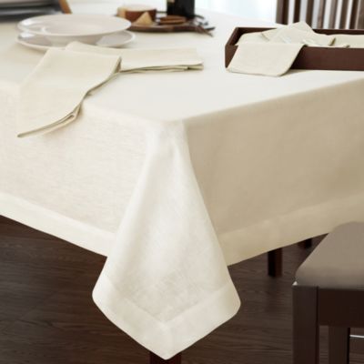 La Classica Tablecloth, 70" x 126"