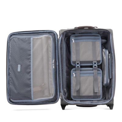 Platinum Elite 22" Expandable Carry On Rollaboard
