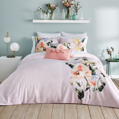 elegant bedding