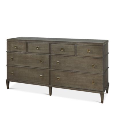 Universal - Leo Dresser