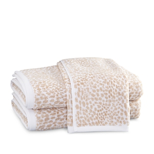 Matouk Lulu Dk For Nikita Bath Towel In Champagne
