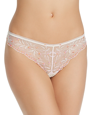 CALVIN KLEIN SCALLOPED LACE THONG,QF5190