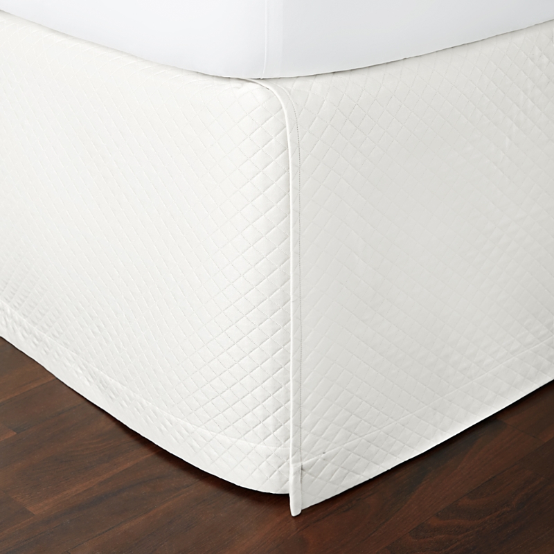Sferra Bari Bedskirt, Full In Ivory